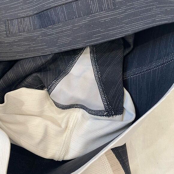 Outdoor Voices Color Block Workout 7/8 Leggings - Picture 10 of 10